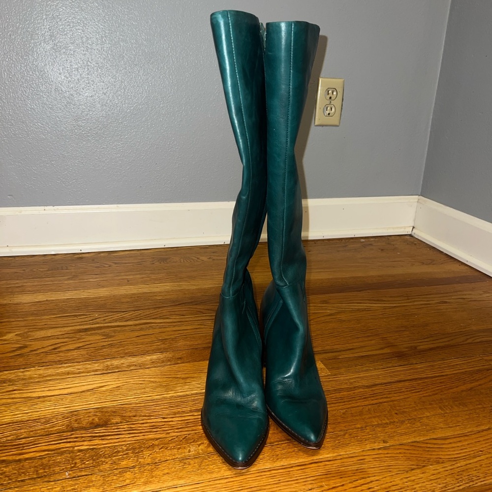 NINE WEST “Peachey”Heeled Boots - Picture 14 of 15